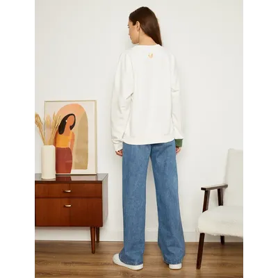 ЖЕНСКИЙ СВИТШОТ БЕЛЫЙ "ДАРИ"