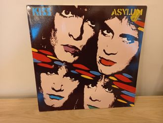 Kiss – Asylum VG+/VG+