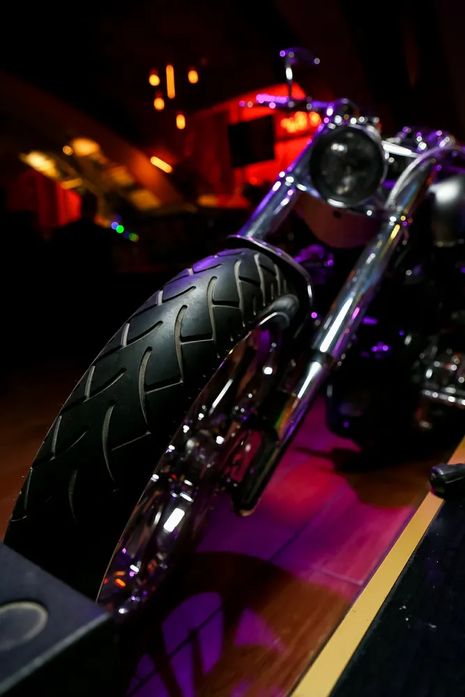 Бутафория хард рок корпоратива