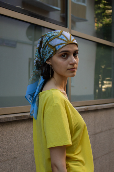 Авторский платок "Снегурочка", 90х90 см, принт на шифоне