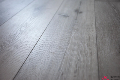 SPC ламинат Damy Floor Family Дуб Состаренный Серый / Aged Gray Oak T7020-5D