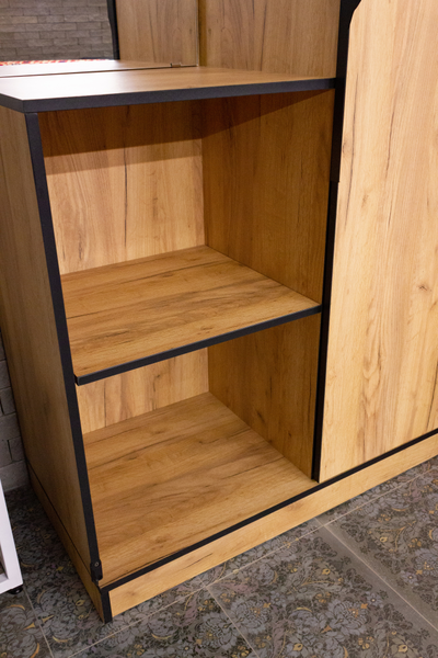 (ПРИХ03) Шкаф в прихожую, с амбарной дверью "Оскар"