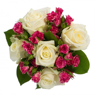 Букет цветов из 5 одноголовых роз и 4 кустовых в крафт бумаге