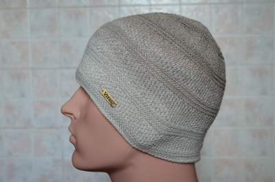 Бежевая мужская шапка Vizio Италия 5650