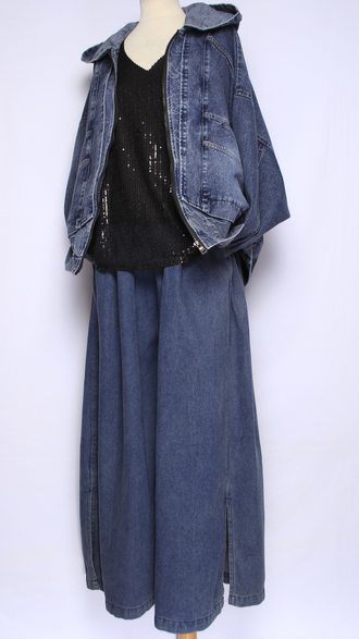 Джинсовка-бомбер "КАПЮШОН" синяя, черная р.48-54