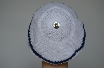 Vizio 5038 берет белый с синим