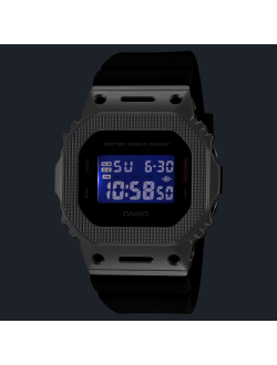 Часы Casio G-Shock GM-5600M-1A