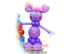 Лунтик из шаров на большой цифре 1