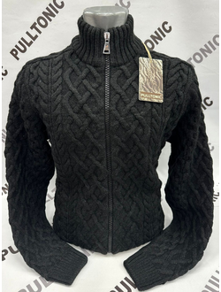 Мужской свитер однотонный с горлом черный