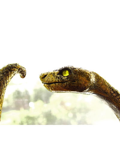 Золотая змейка. Браслет в виде змеи из полимерной глины