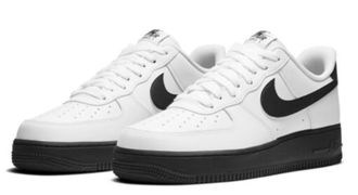 Nike Air Force 1 Low (Белые с черным значком)