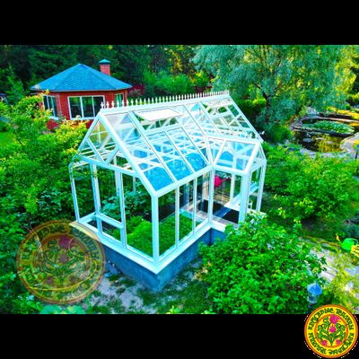 Базовая комплектация теплицы в английском стиле с холлом из стекала и алюминия ЕЛИЗАВЕТА XS размером 5000 x 2500 мм