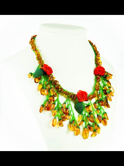 Колье из янтаря и чешского бисера " Веточки"