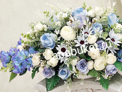 Композиция из искусственных цветов Голубая лагуна № КП008