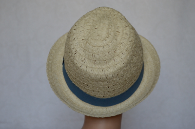 Hatyou Италия 0572 бежевая шляпа