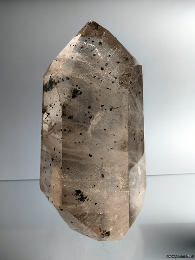 Горный хрусталь с включениями хлорита, гематита и рутила. Мадагаскар. 205*120*100мм. (ААА)