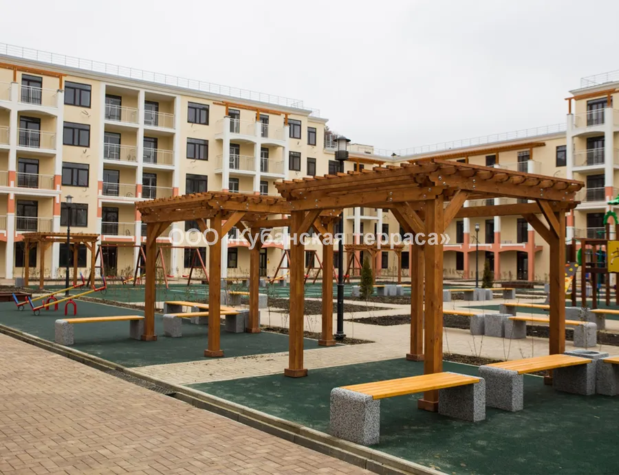 Деревянные перголы в ЖК в Сукко