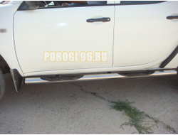 Пороги труба с проступью d76 для Mitsubishi L200 (2015-...)