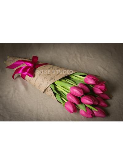 Тюльпаны в крафте (цвет на выбор)