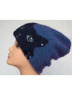 sinyaya-zhenskaya-vyazanaya-shapka-s-koshkoy-vizio-italiya-6828