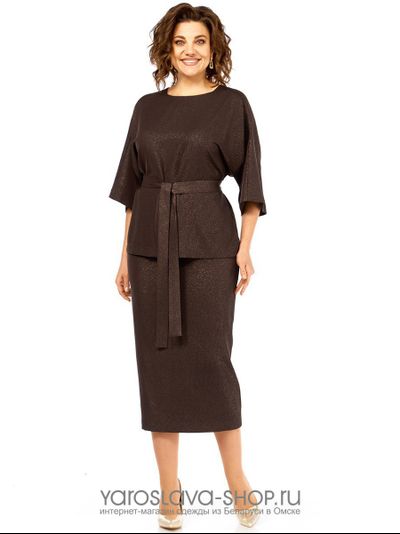 Модель: 2902.Женский юбочный костюм из шелковистой ткани в сером цвете