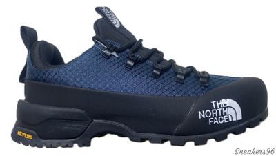 The North Face Gore-Tex Thermo all Black
