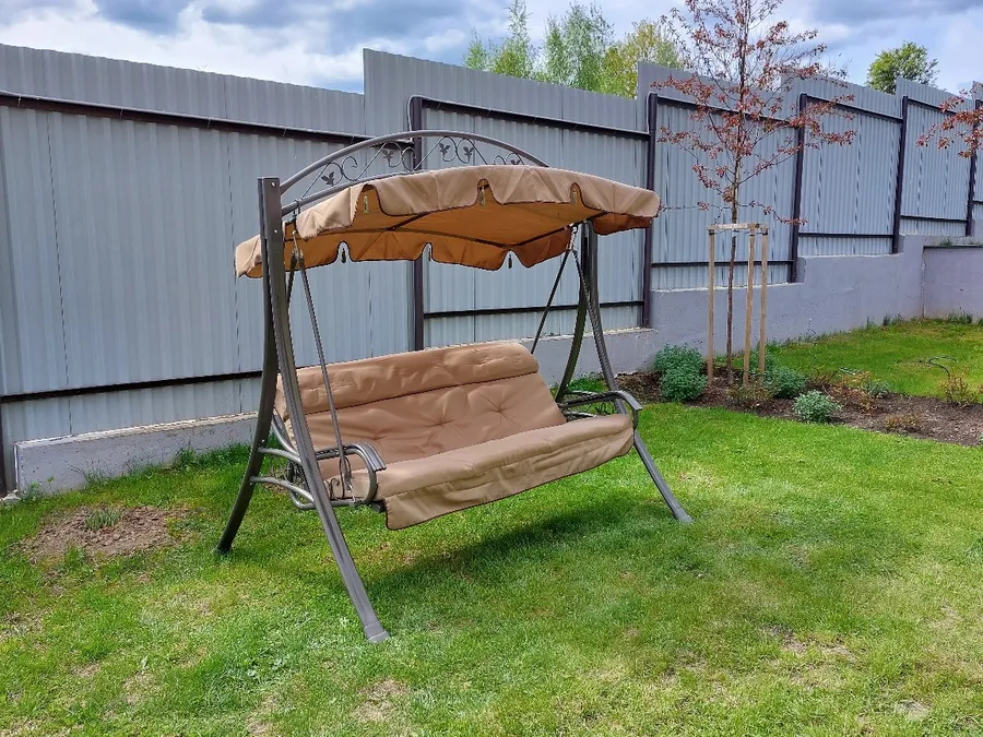 Садовые качели Jaklin в Лобне