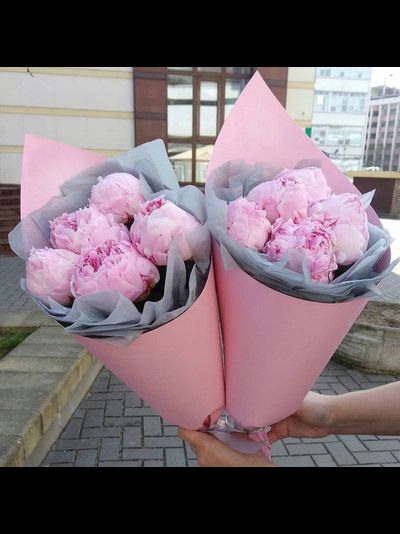 Мини-букет из пионов "Плюш"