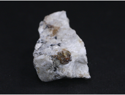 Циркон (кристаллы в породе), Россия, Южный Урал, Вишневые горы (37*24*19 мм, 23 г) №17769