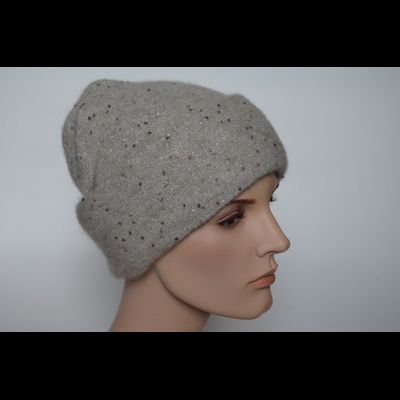 Бежевая женская шапка с отворотом Vizio Италия 6943 CRY