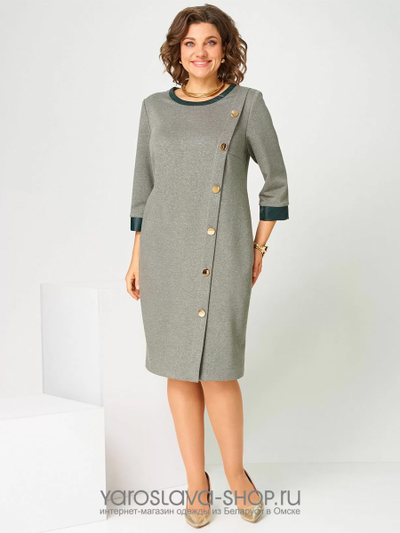 Женское платье полуприлегающего силуэта в серо-зеленом цвете