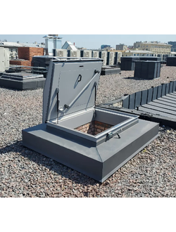 Люки выхода на кровлю