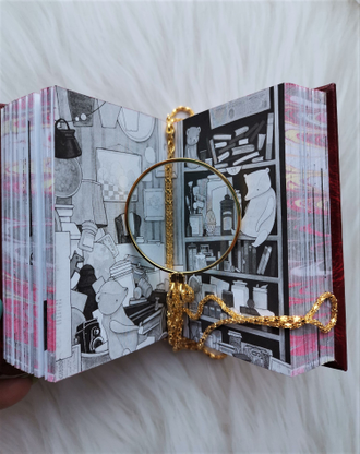 Лупа на цепочке