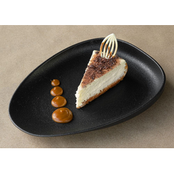 Чиз-кейк с карамельным соусом