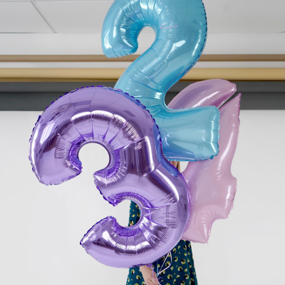 Цифра фольгированная Лиловая 102 см.