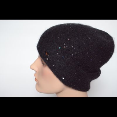 SHapka-vyazanaya-s-pajetkami-Vizio-Italiya-6943-CL-chernaya