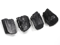 Турмалин чёрный шерл в ассортименте, кристалл /фрагмент кристалла, Бразилия (40-45 мм, 37-43 г) №29748