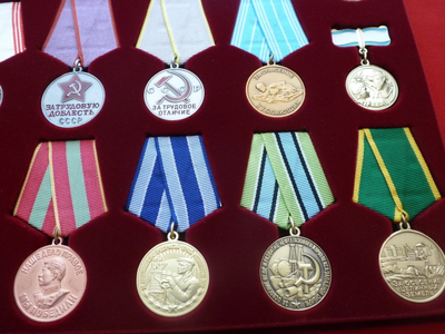 "Медали СССР в планшете" 2-я часть. Муляжи высокого качества!