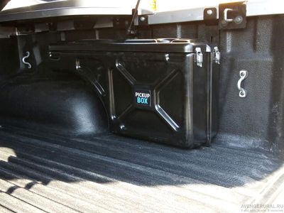 Ящик в кузов PickupBox неповоротный