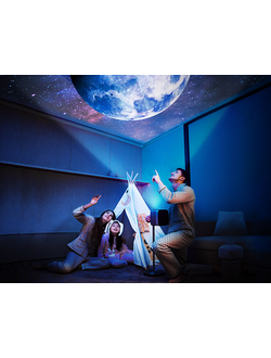 Проекторы и астропланетарии