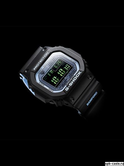 Часы Casio G-Shock GW-M5610BWD20-1ER