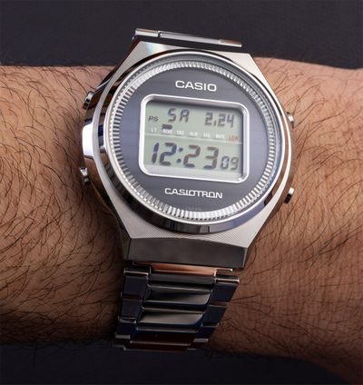 Часы Casio TRN-50-2A