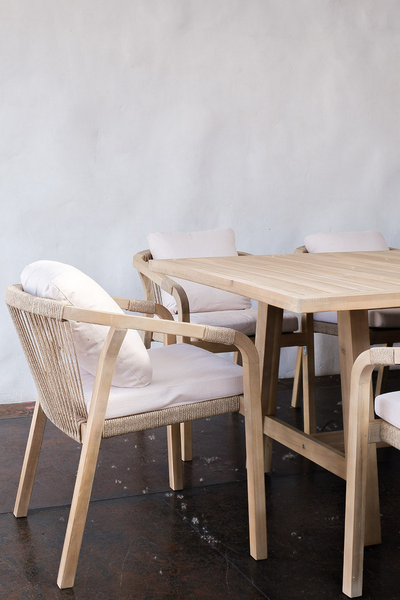 Обеденная группа из массива акации Rimini XL