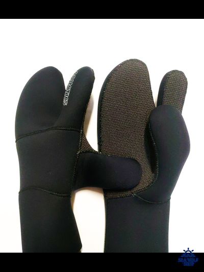 Рукавицы 5мм Aquatics 3х-палые AQ216-09 кевлар р.XL