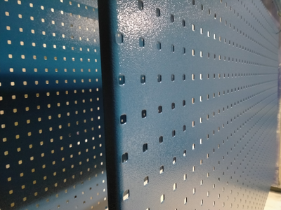 Перфорированный экран для инструментов с креплением на стену 1700х1000х1,5