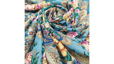 Яркий платок "Сибирская красавица" 1873-11 в размере 146х146 см в наличии на сайте и в нашем фирменном магазине!