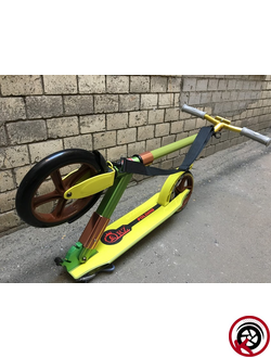 Самокат ORZ Relishing Zoom 230-200 мм Желто-Зеленый (ВИТРИННЫЙ)