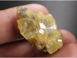 Топаз, сросток кристаллов, Россия, Забайкальский край (33*28*20 мм, 17,4 г) №36063