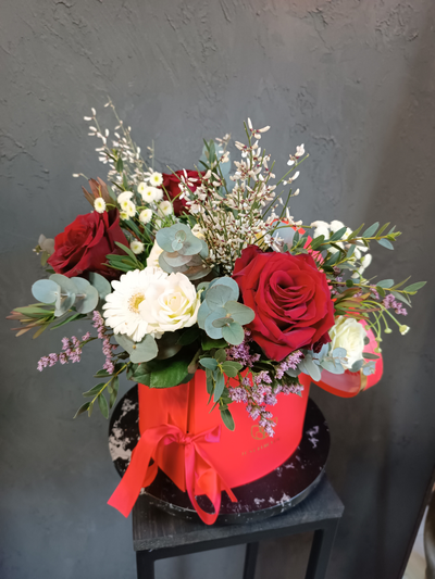 Композиция в коробке "Сердце двойное"+конфеты