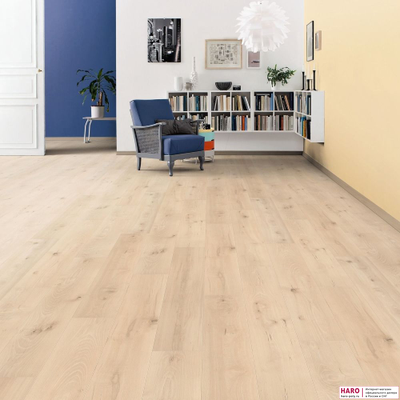 Декор ламината Haro Дизайн Вуд Гармония 535237 в интерьере гостиной